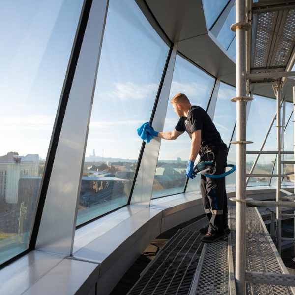 commercial-window-cleaning