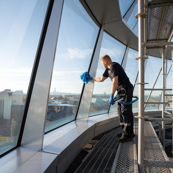 commercial-window-cleaning